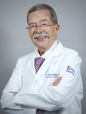 Dr. Antonio Robles Cerda