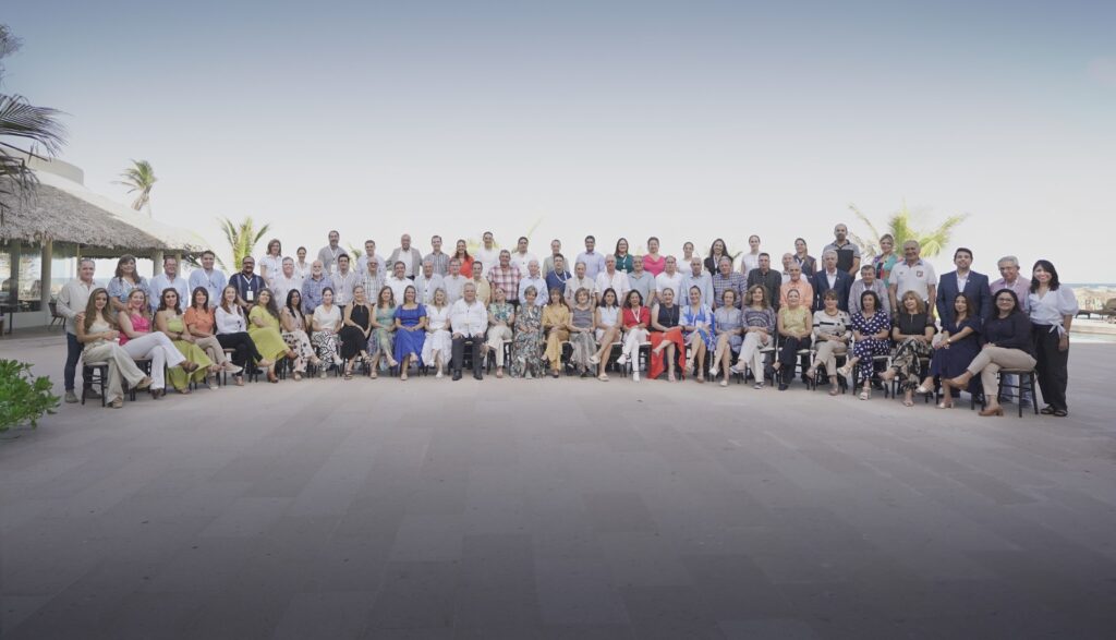 Participantes de la 33 Reunión Anual de Beneficencias Españolas de México